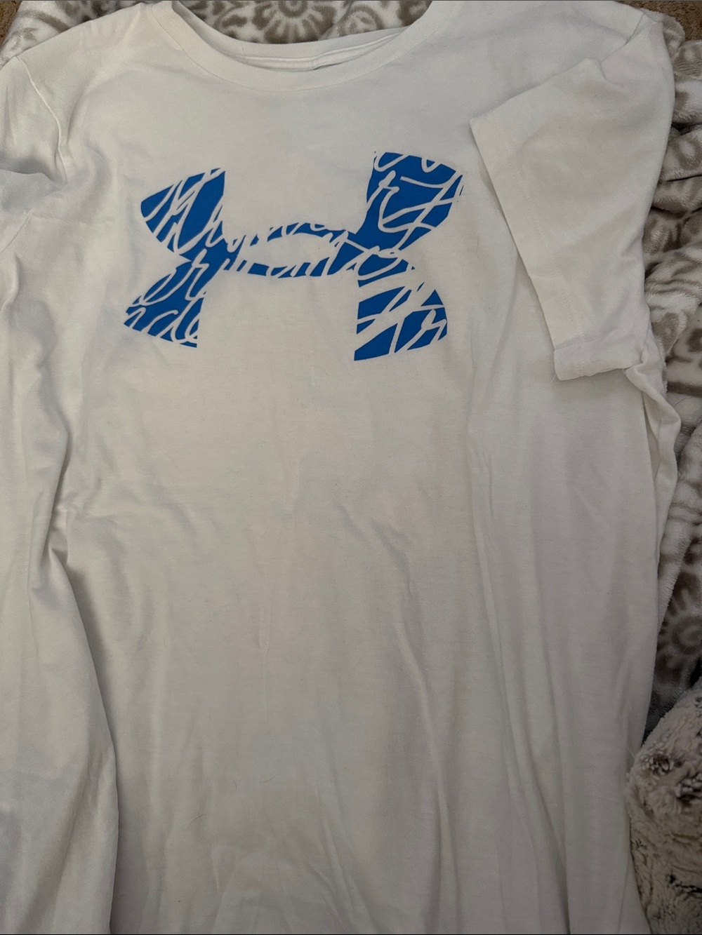 Under Armour White Short-Sleeve Tee with Blue Patterned Logo